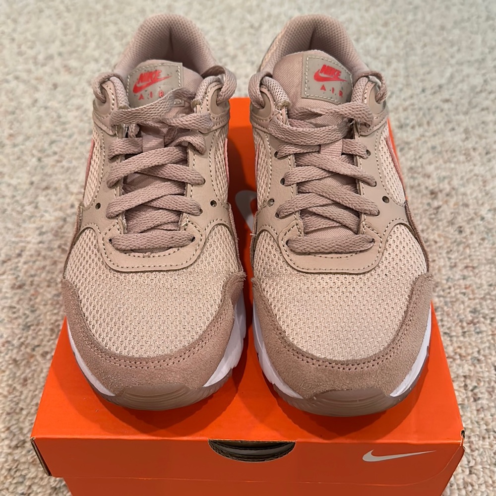 Nike air Max SC Women’s shoes size 6.5